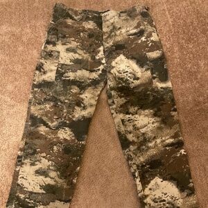 Men’s Cabela’s camouflage pants 40 reg